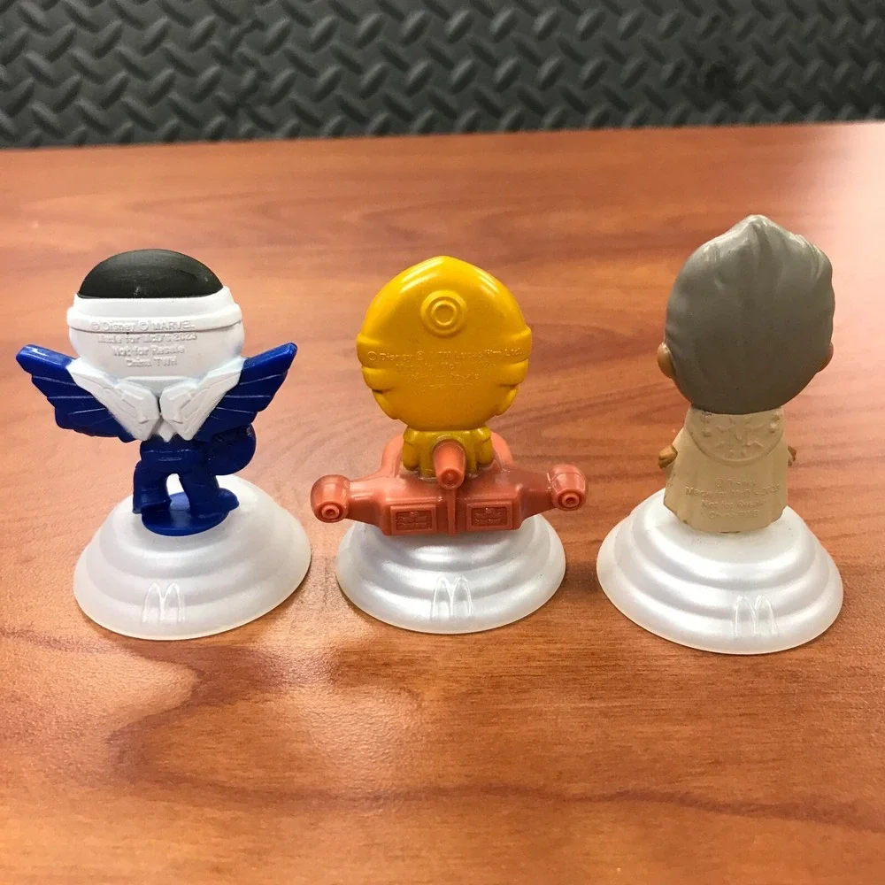 Disney 100 years‎ of wonder King Magnifico, C3PO and Captian America Falcon